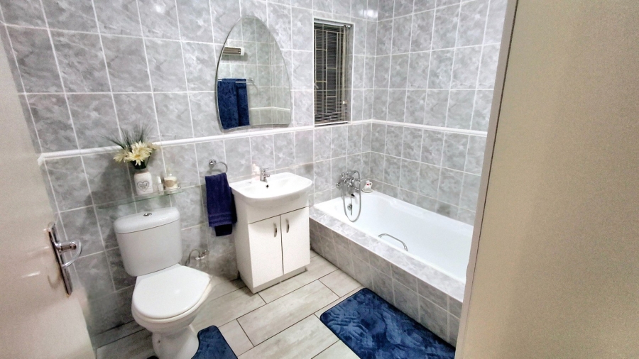 3 Bedroom Property for Sale in Vaalpark Free State